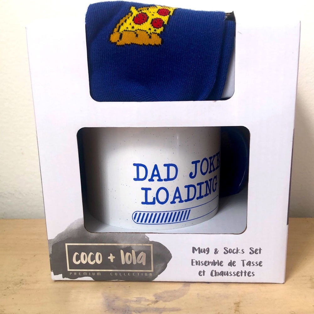 Dad Joke Loading 20oz mug & Pizza 🍕 slices mug & pair of socks set